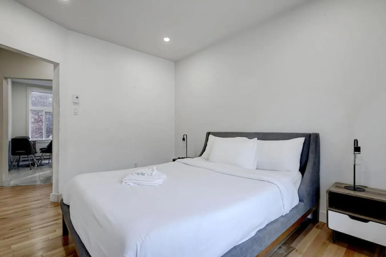 The Ndg Charm A 3Br Hidden Gem Apartment Montreal Canada